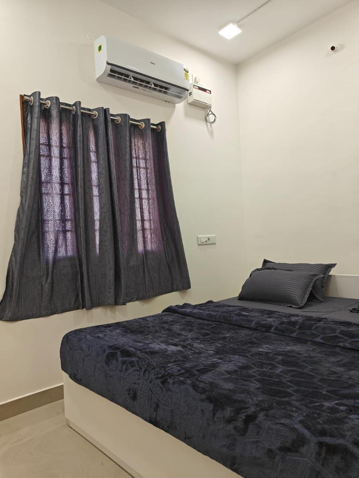 Thirunallar Heaven Homes Tirunallar Extérieur photo
